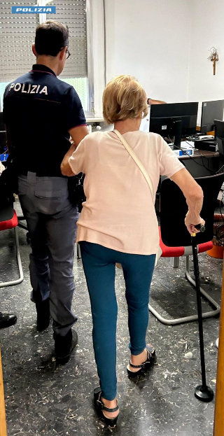 Pescara - Tentano di entrare in casa di un’anziana fingendosi carabinieri: due uomini  denunciati dalla polizia